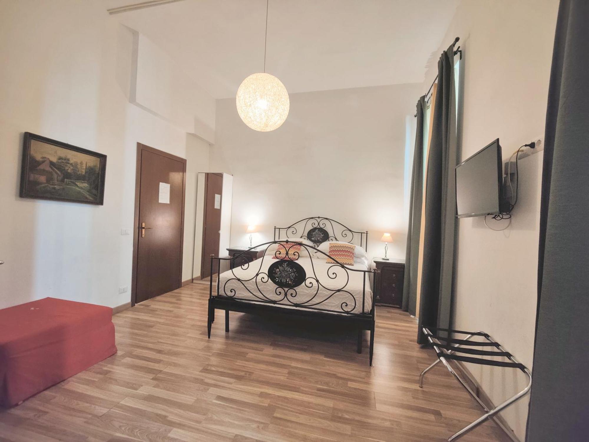 Rome Center Rooms — Photos 2